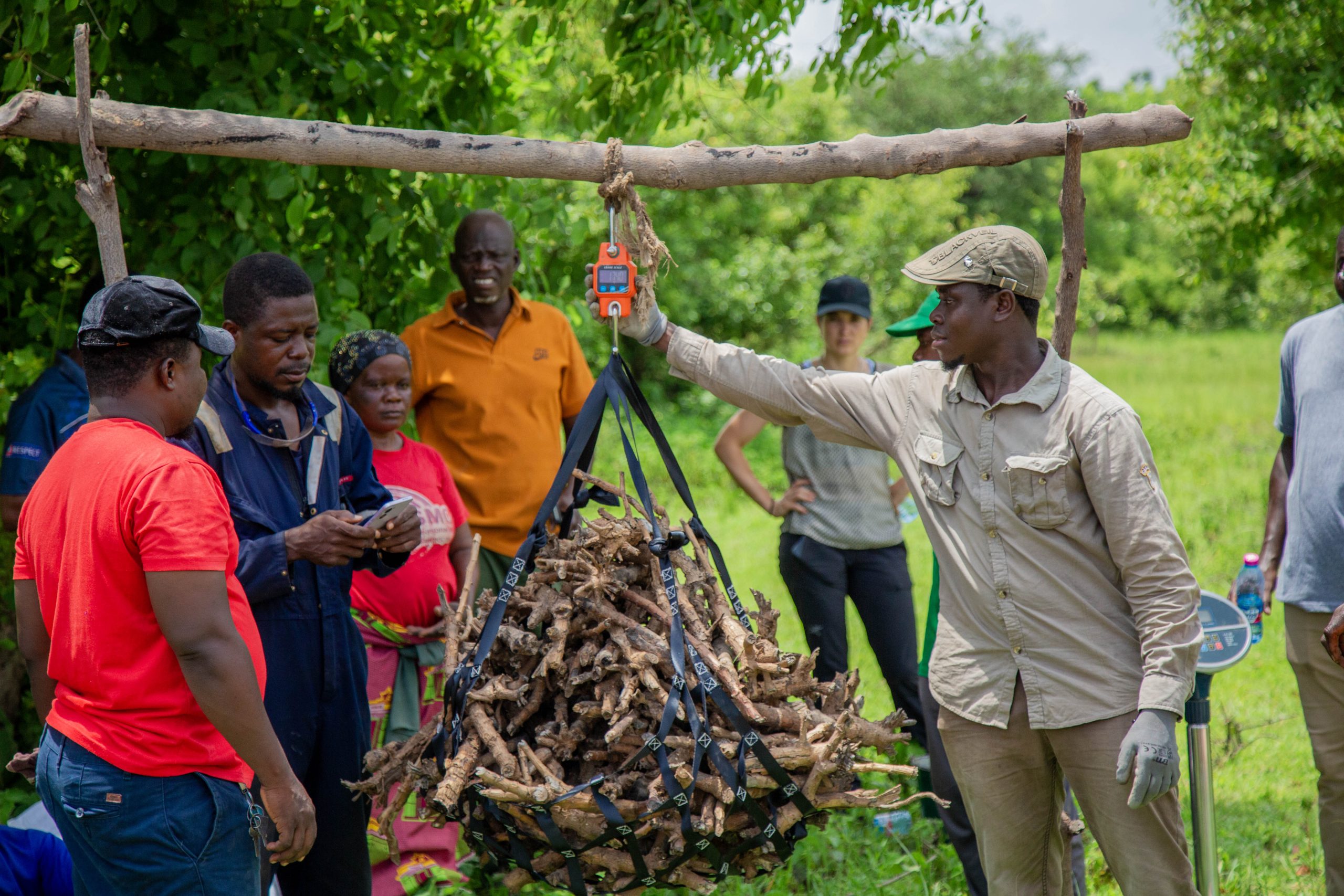 A field worker logging production photos in the Eagle app